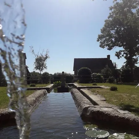 Confortable Avec Animaux, Jardin Et Wifi Inclus, Cadre Paisible En Normandie - Fr-1-497-6