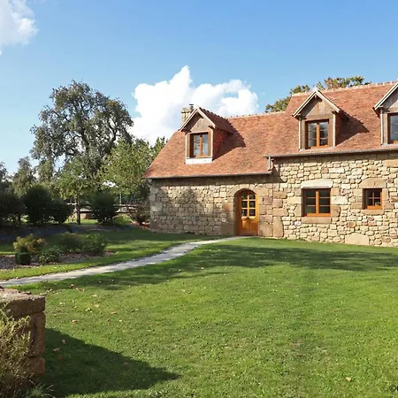 Confortable Avec Animaux, Jardin Et Wifi Inclus, Cadre Paisible En Normandie - Fr-1-497-6 *