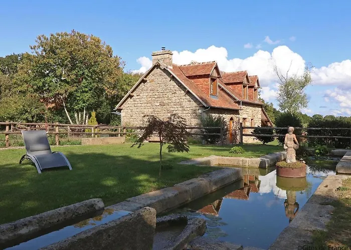 Confortable Avec Animaux, Jardin Et Wifi Inclus, Cadre Paisible En Normandie - Fr-1-497-6 *