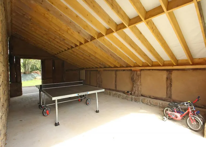 Confortable Avec Animaux, Jardin Et Wifi Inclus, Cadre Paisible En Normandie - Fr-1-497-6 * Céaucé